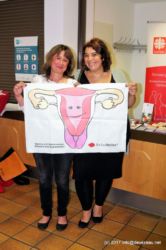 Die Referentin für das Frauenprogramm, Susan Bagdach und Ingrid Mumm , Projektleiterin von "positiv kids"