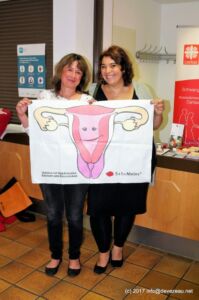 Die Referentin für das Frauenprogramm, Susan Bagdach und Ingrid Mumm , Projektleiterin von "positiv kids"