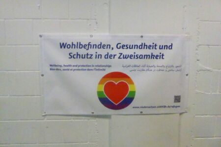 Banner der Fluchtkampagne der Aidshilfe Niedersachsen