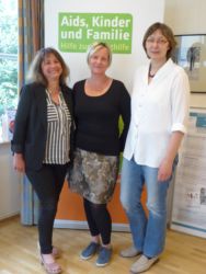 Von links nach rechts: Ingrid Mumm (Projektleiterin), Antje Möllmann (Geschäftsführerin Kinderschutzbund Niedersachsen), Imke Schmieta (Geschäftsführerin Aidshilfe Niedersachsen)