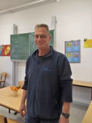 Mit der engagierten Unterstützung eines Hausmeisters konnte die Veranstaltung in der Grundschule Rheinstraße umgesetzt werden
