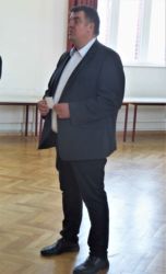 Der Oberbürgermeister der Stadt Wilhelmhaven Carsten Feist berührt mit seinen sensiblen Worten die Anwesenden