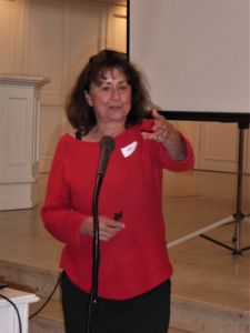 Der letzte Programmteil informiert über das erfolgreiche Projekt "your Health - your Rights" mit den Interkulturellen Familiengesundheitstagen, das Ingrid Mumm 2015 entwickelte.